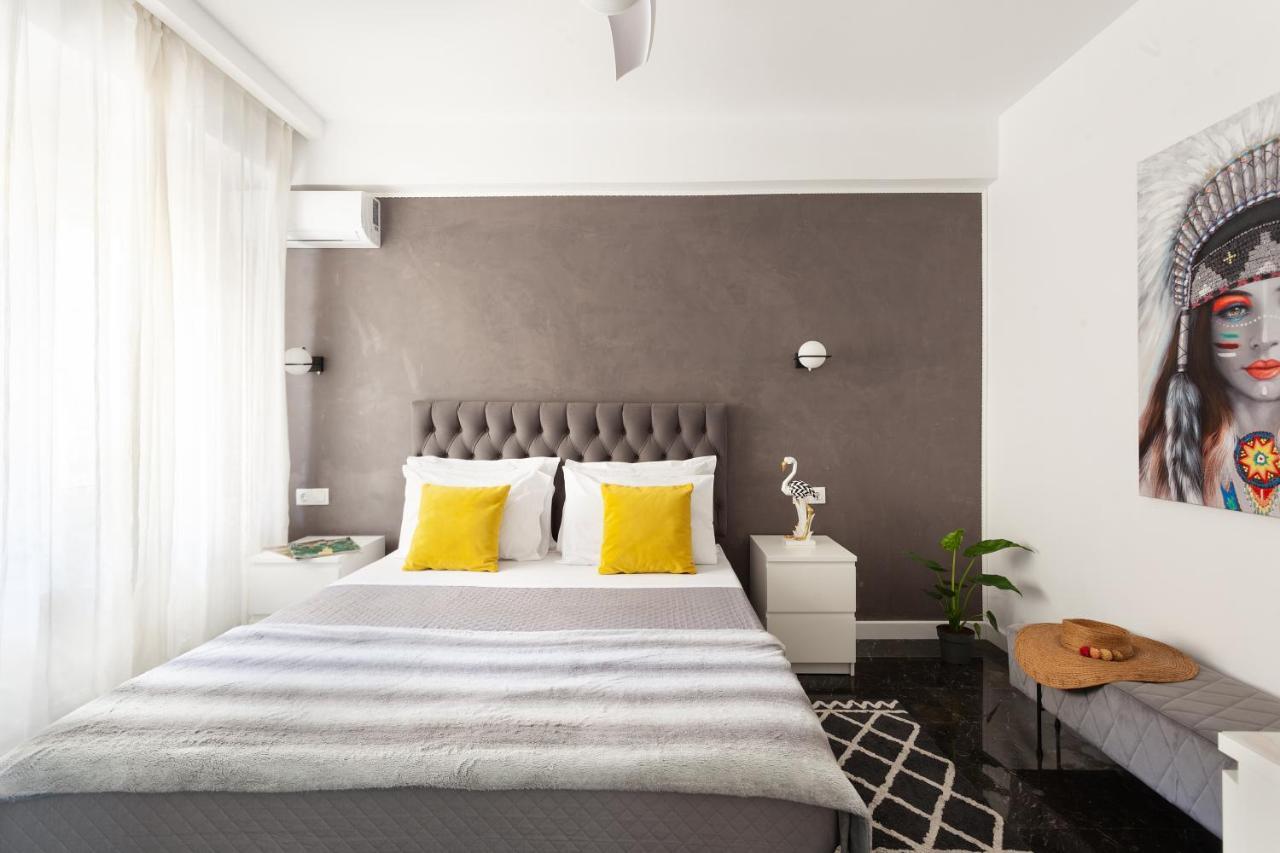 Seaside Apartment By Flisvos Marina Atene Esterno foto